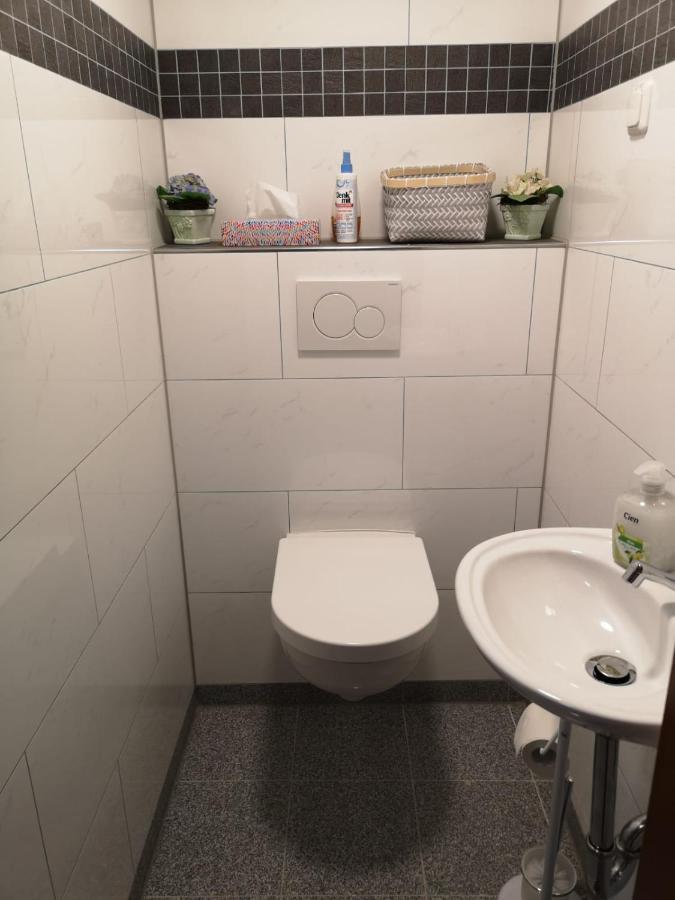 Gemuetliches Ferienzimmer เฮิร์ท ภายนอก รูปภาพ